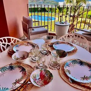 https://appartement-estrella-de-mar.1costadelsol.com