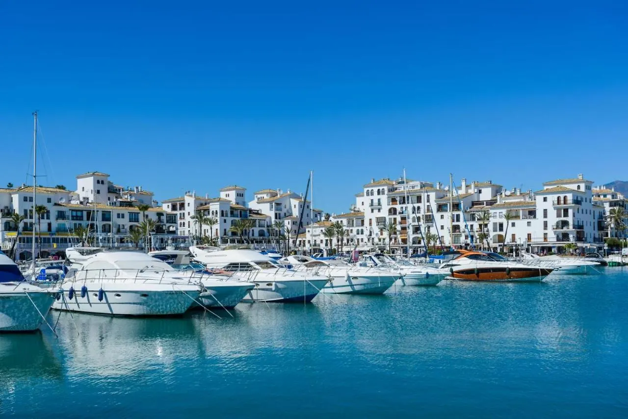 Apartamento Primera Linea De Playa Manilva Spain